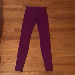 Lulu lemon size 4 purple leggings